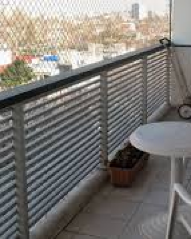 Nguyên nhân vụ người phụ nữ rơi lầu 17 tòa Park 3 chung cư Vinhomes Central Park đường Nguyễn Hữu Cả
