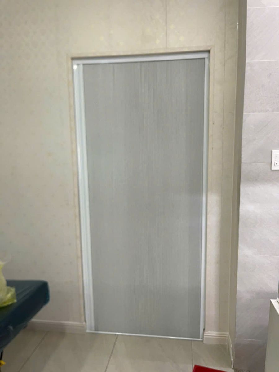 Rèm tổ ong ngăn phòng Tân Bình: Giải pháp tối ưu không gian sống hiện đại
